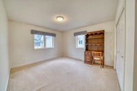 20251107_3928_SPRUCE_MEADOWS_DR_17