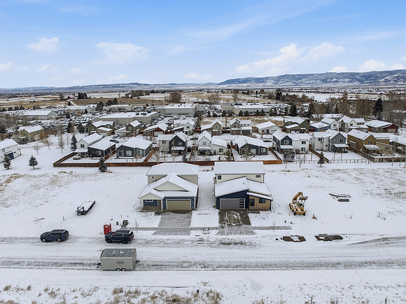 DJI_20251205081826_0261_D