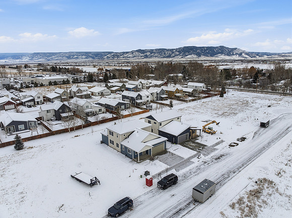 DJI_20251205081810_0256_D