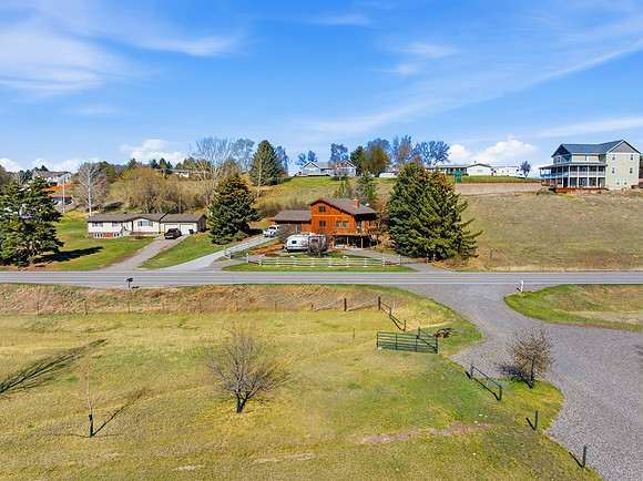 20260409_8585_Churchill_Road_Drone_021