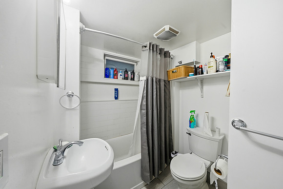 517_S_13th_Ave_20260416_Hartmann_Photography_024