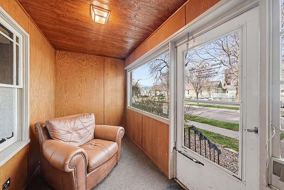 20260420_-_103_S_8th_AVe_027