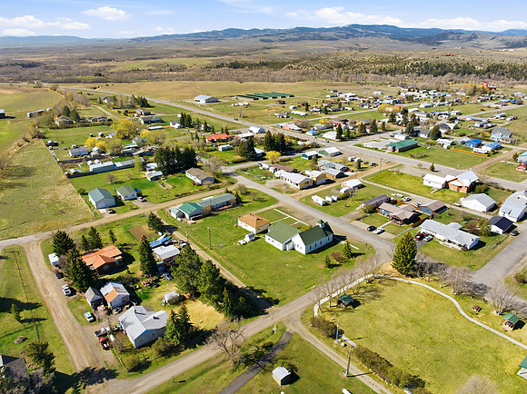 20260421_-_204_Miles_St_Clyde_Park_MT_050