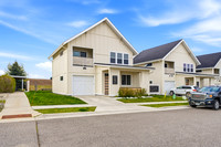 20260429_-_1976_Little_Cottage_001