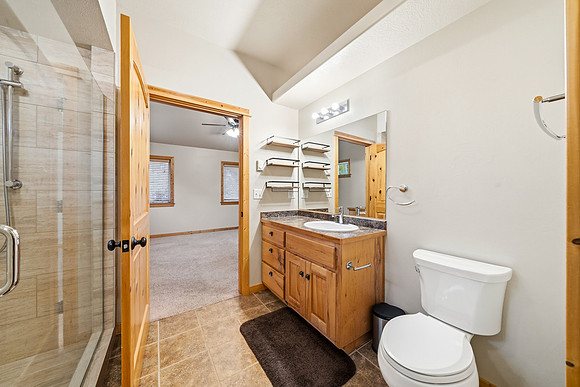 20260516_-_305_Lewis_Ave_West_Yellowstone_029