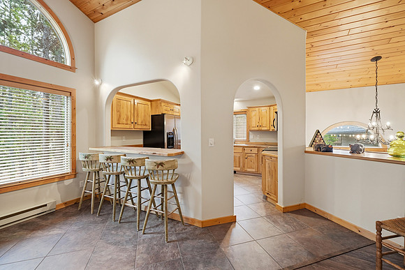 20260516_-_305_Lewis_Ave_West_Yellowstone_036
