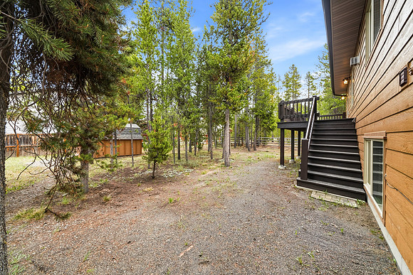 20260516_-_305_Lewis_Ave_West_Yellowstone_047
