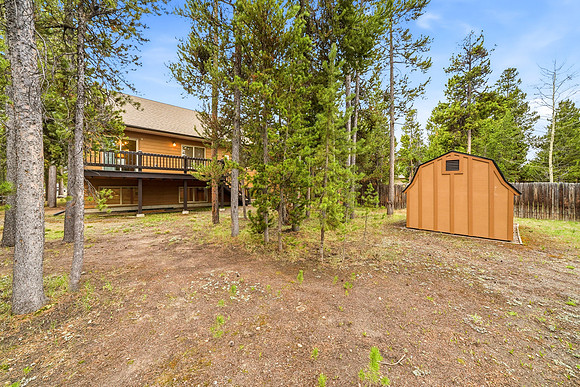 20260516_-_305_Lewis_Ave_West_Yellowstone_049