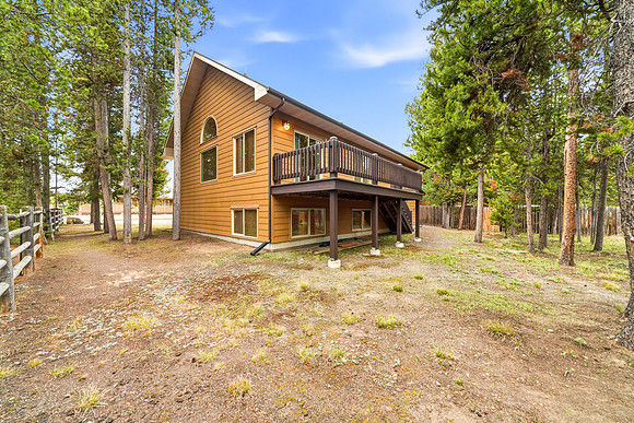 20260516_-_305_Lewis_Ave_West_Yellowstone_050