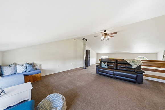 425_Deep_Creek_Rd_001