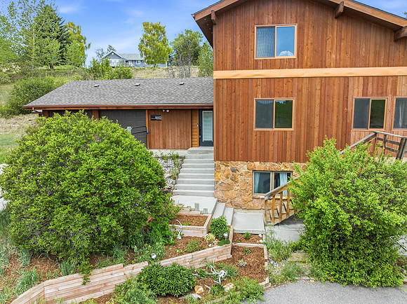 8685_Churchill_Rd_065
