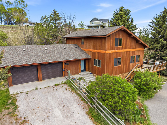 8685_Churchill_Rd_062