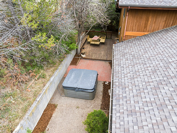 8685_Churchill_Rd_060