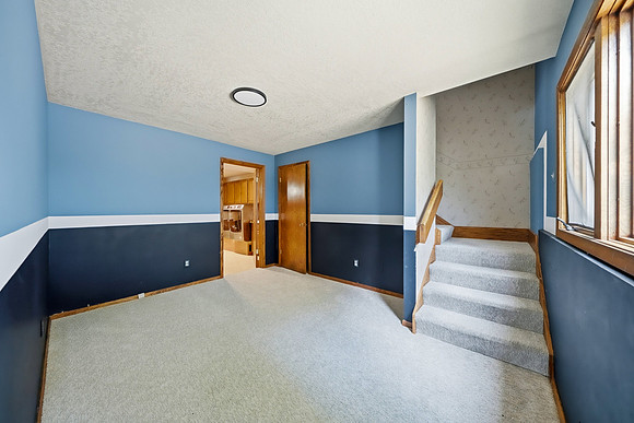 8685_Churchill_Rd_031