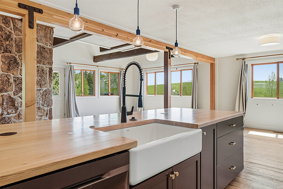 8685_Churchill_Rd_023