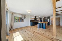 8685_Churchill_Rd_016