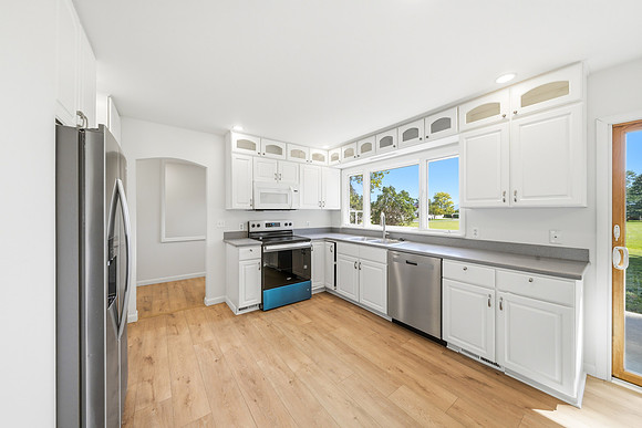 6150_Pleasant_Street_Manhattan_018