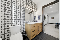 2211_Heeb_Road_Manhattan_020